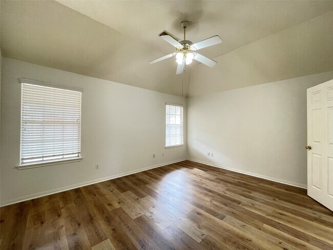 Building Photo - 17115 Cradle Cove Ct