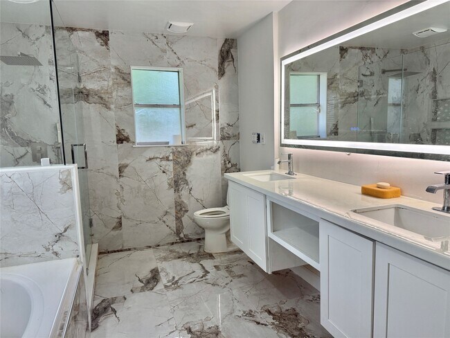 Building Photo - 13318 Ascot Glen Ln