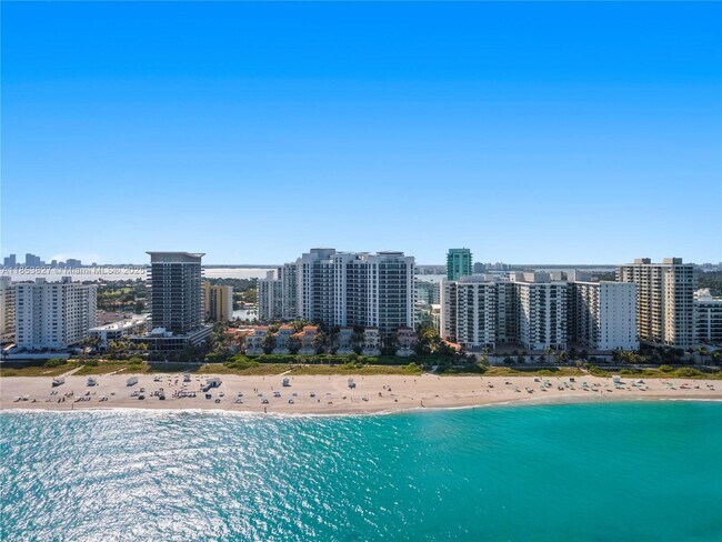 Building Photo - 5959 Collins Ave