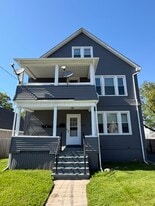 Building Photo - 369 Clinton St