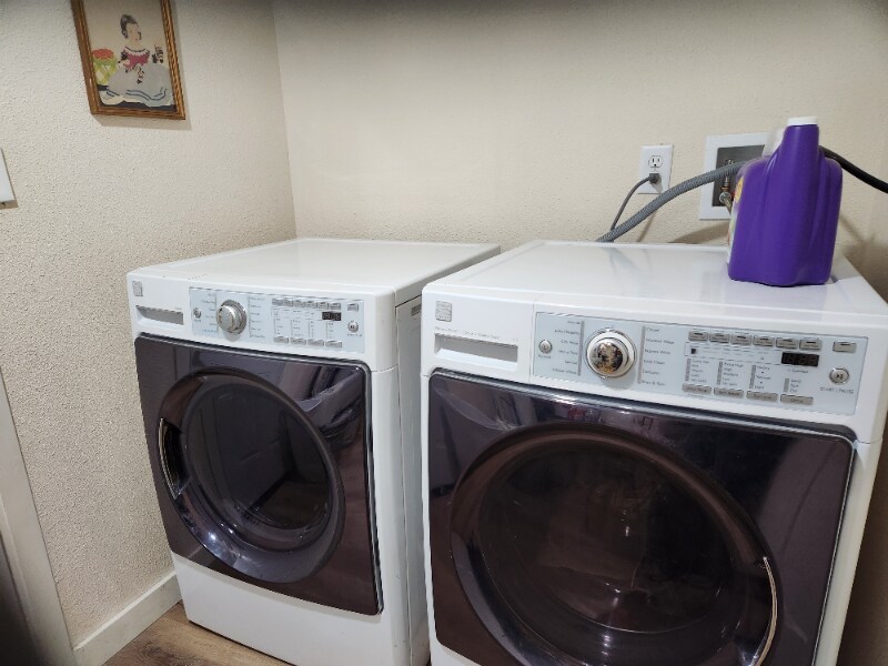 Building Photo - 6785 Poudre Canyon Rd