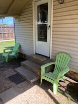 Building Photo - 602 3rd St