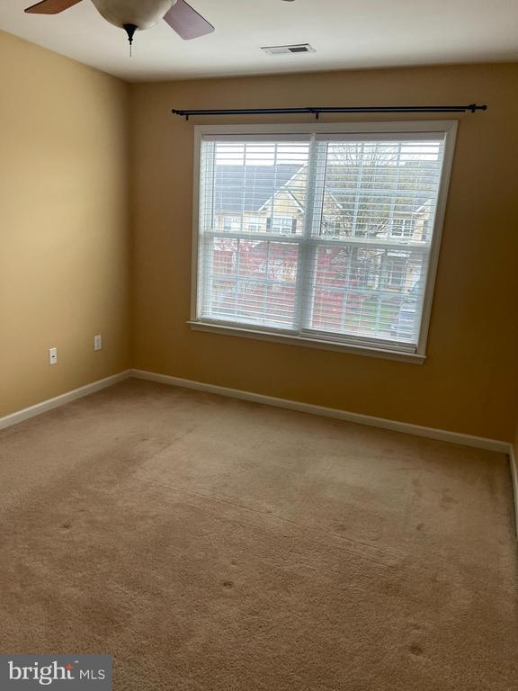 Building Photo - 231 Wilmore Dr