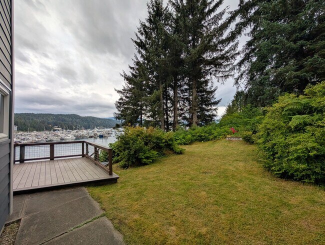 Building Photo - 3Bd/2Ba+Den Auke Bay Home, Unfurnished, Lo...