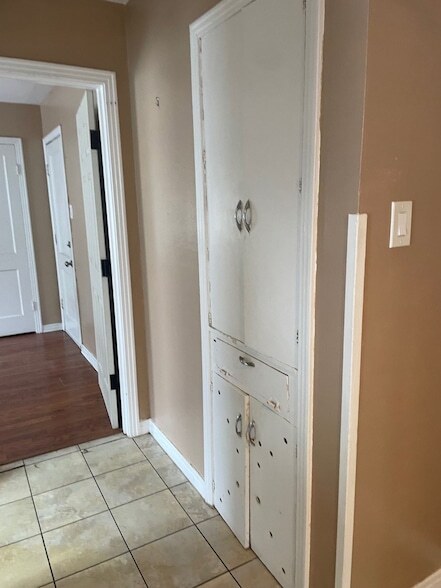 Building Photo - 537 Studewood St