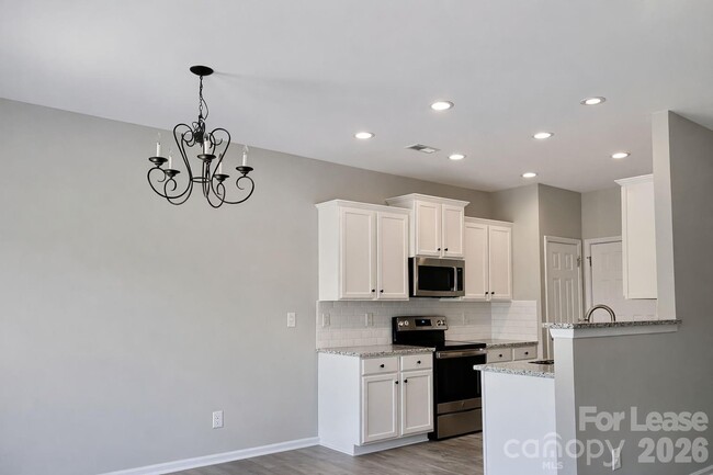 Building Photo - 9646 Walkers Glen Dr NW