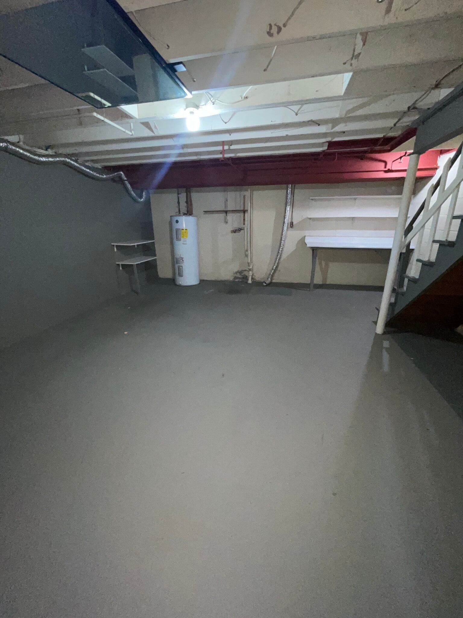 Building Photo - 98 Sycamore Ln