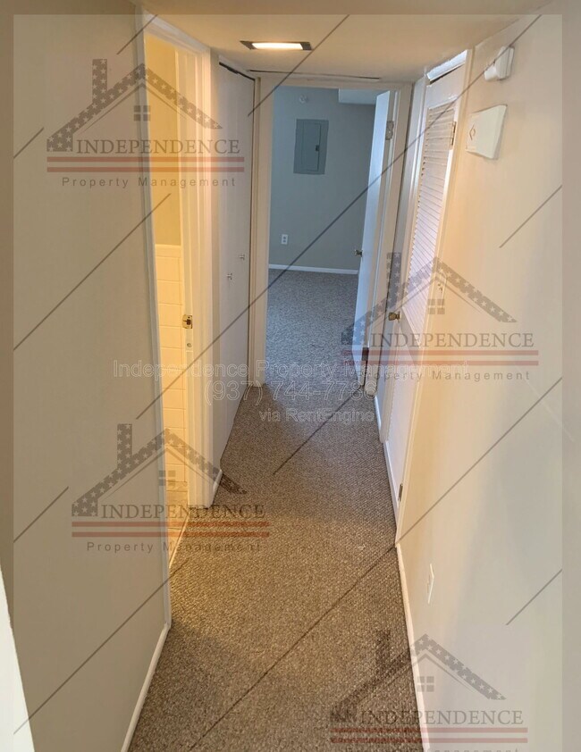 Building Photo - 470 Burman Ave