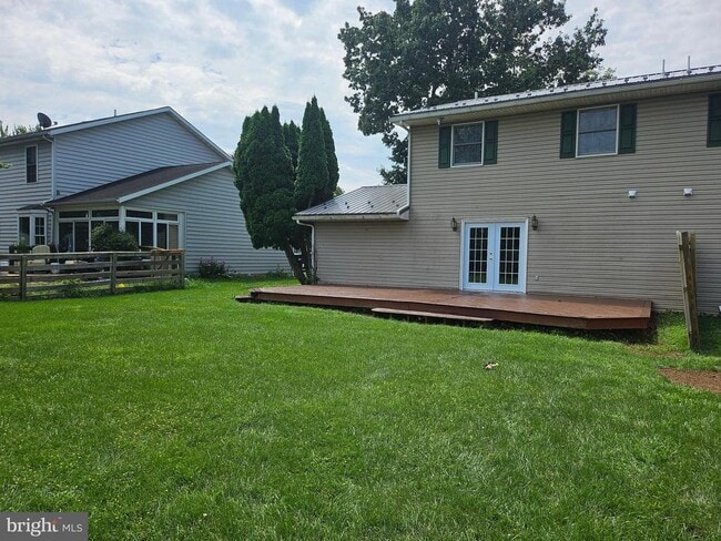 Building Photo - 14788 Sherwood Dr