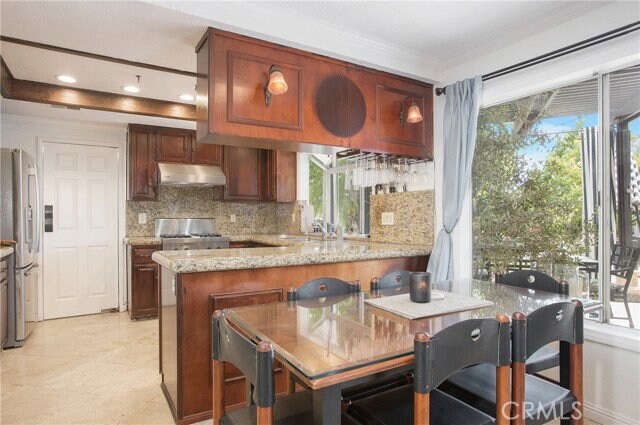 Building Photo - 25242 Bentwood