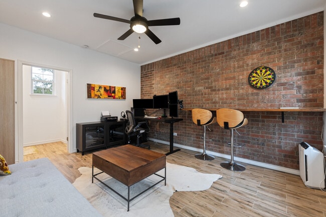 Building Photo - 5401 Ketch Ct