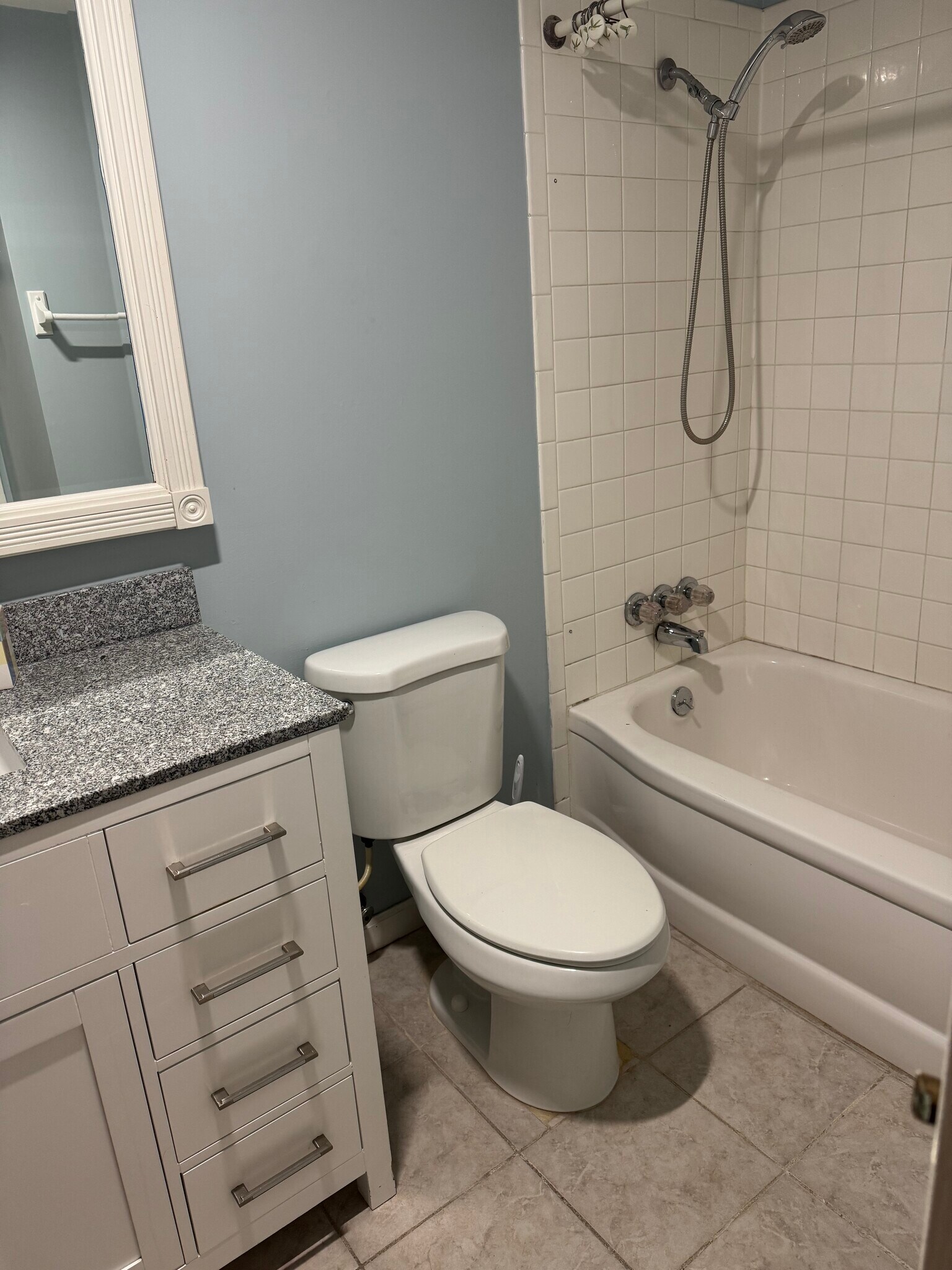 Building Photo - 1900 Beck Ln