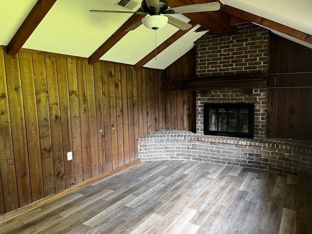 Building Photo - 8593 Victoria