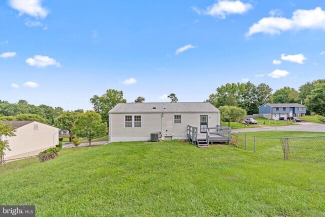 Building Photo - 3500 Manis Rd
