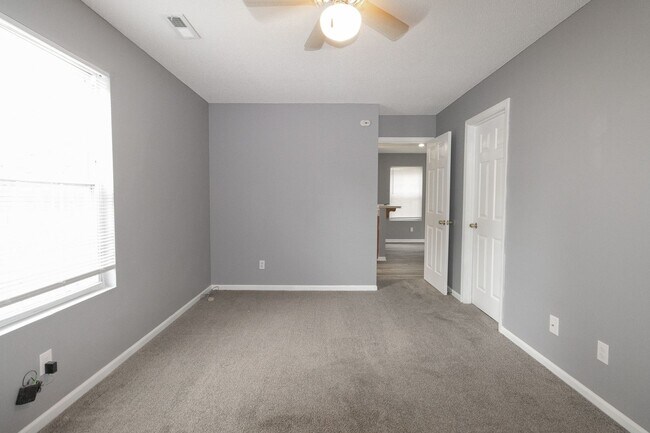 Building Photo - 4903 Moniteau