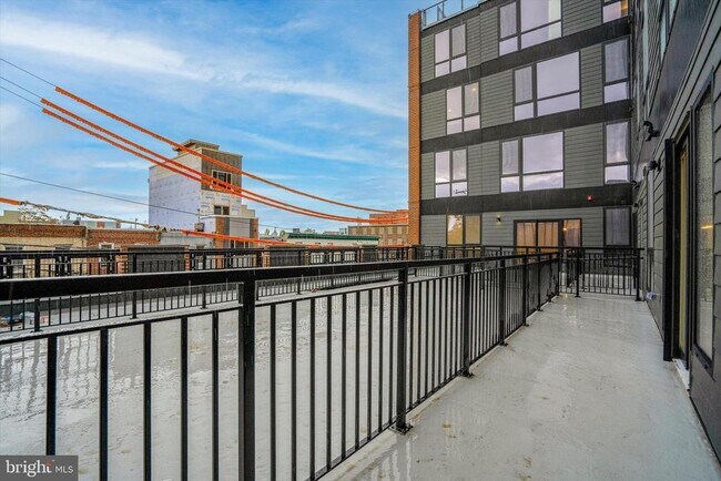 Building Photo - 2636 E York St