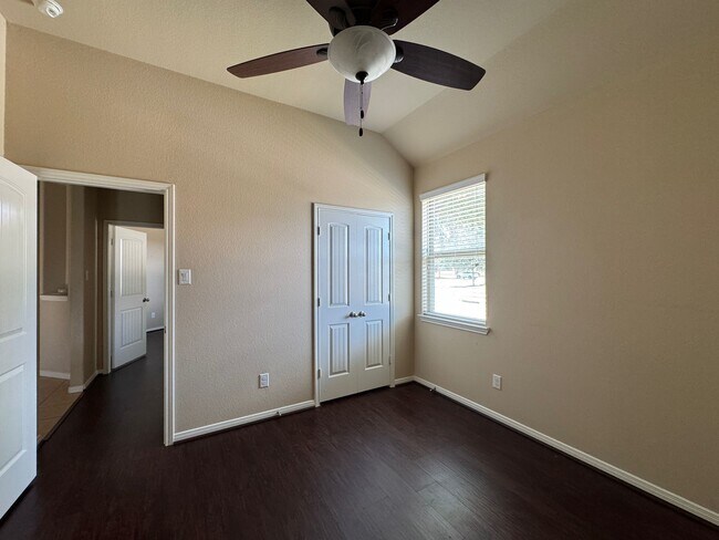 Building Photo - 19038 W Windhaven Terrace Trail