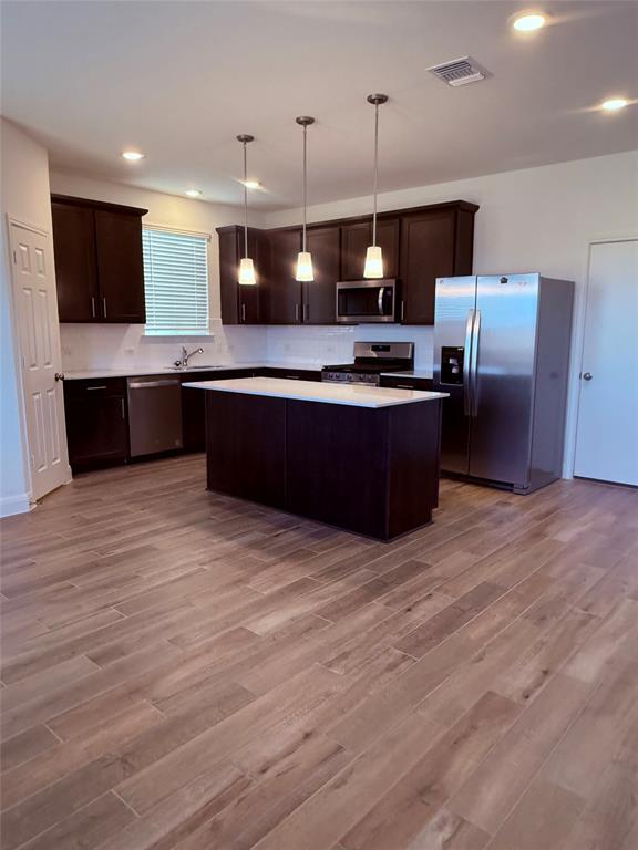 Building Photo - 513 Senca Pk