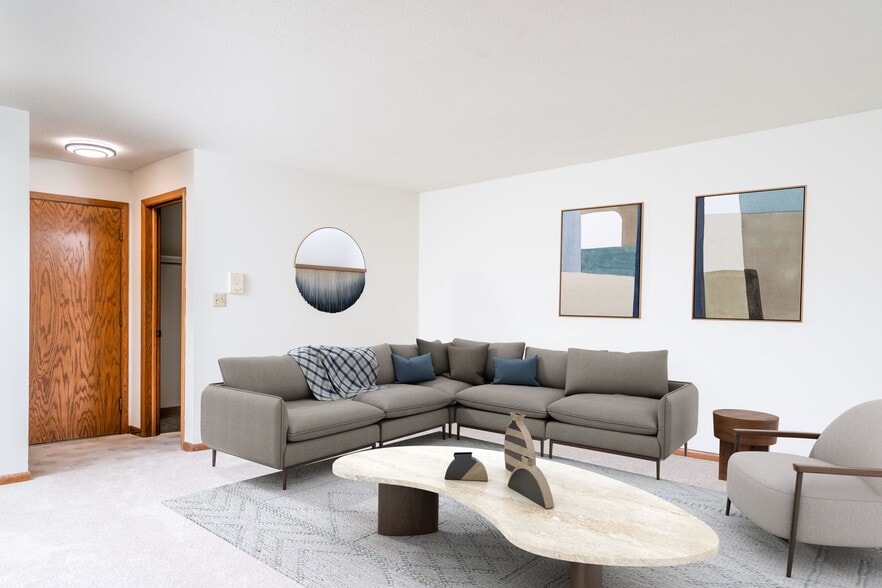 Interior Photo - Rose Mall Apartments