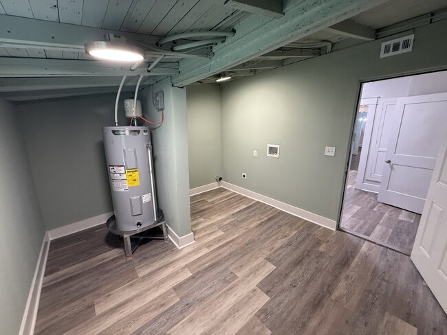 Building Photo - 1508 Alabama Ave SW