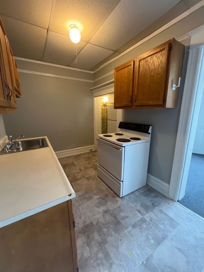 Building Photo - 1517 W Turner St