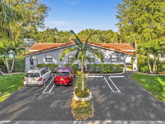 Building Photo - 3880 NW 79th Ave