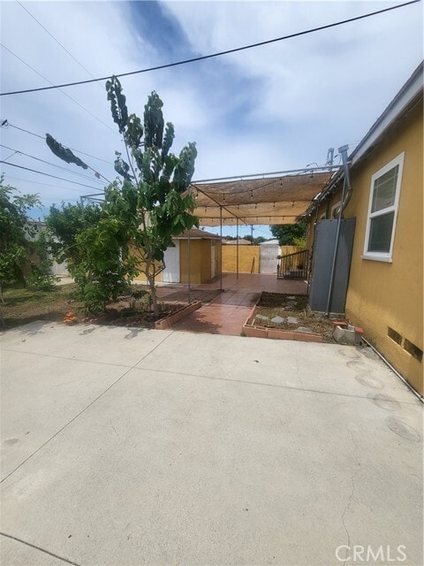 Building Photo - 6000 Southside Dr