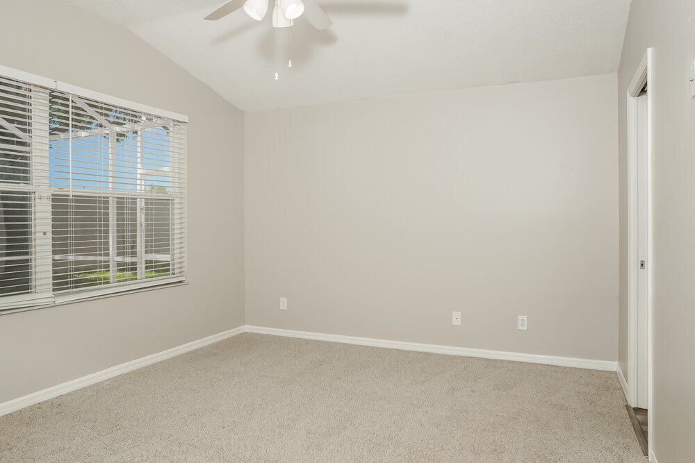 Building Photo - 304 Fareham Dr