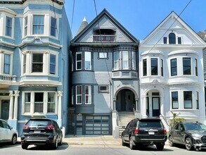 Building Photo - Super Charming NOPA Condo! Parking! Laundr...