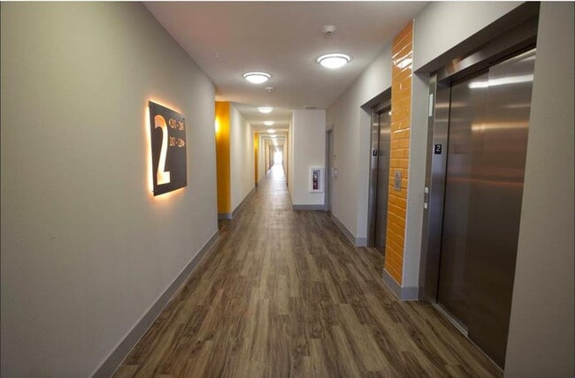 Building Photo - 12777 Merit Dr