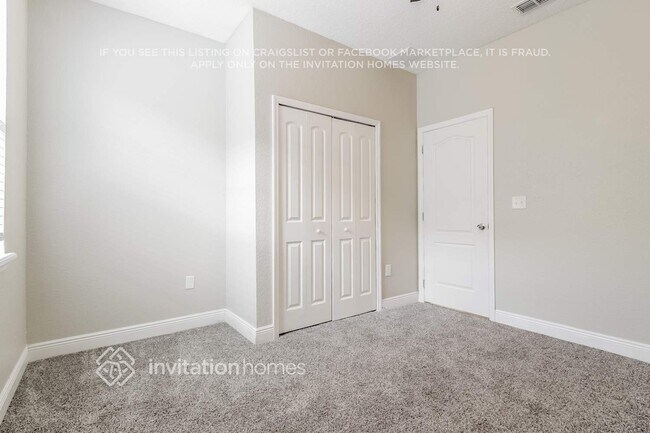 Building Photo - 521 Hibiscus Cove Dr