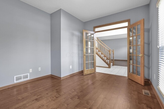 Building Photo - 3825 Delwood Dr