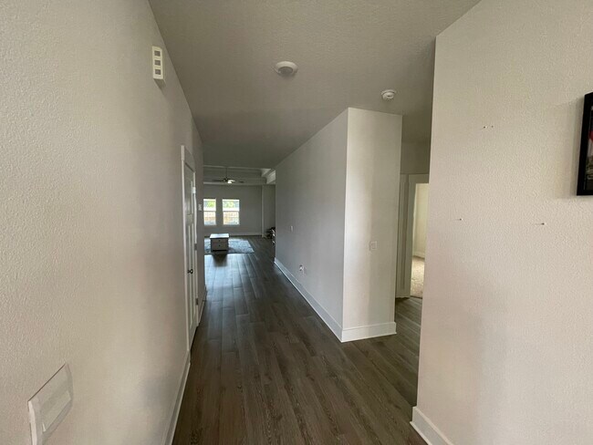 Building Photo - 3533 Sailfish Dr