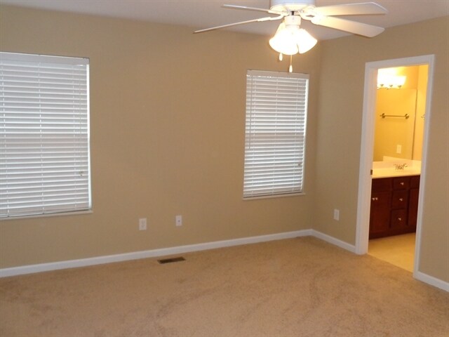 Building Photo - 5404 Silver Grove Ln