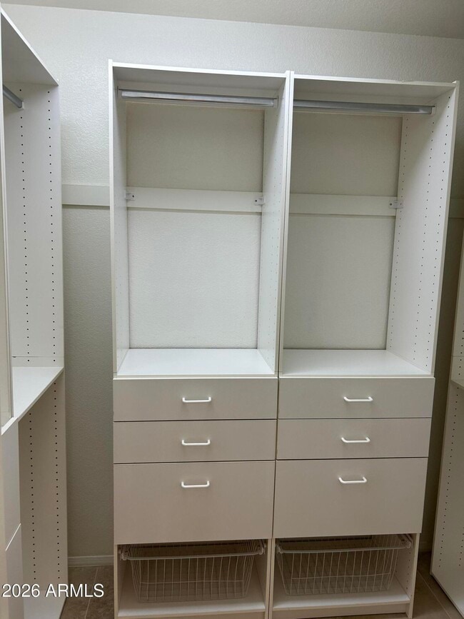 Building Photo - 5608 W Lupine Ave