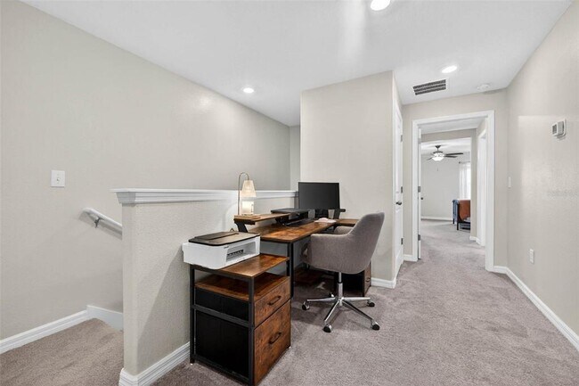 Building Photo - 10432 Shady Preserve Dr