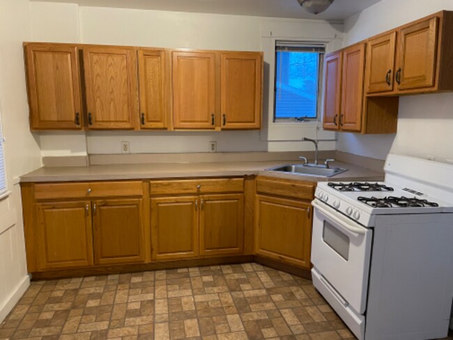 Building Photo - 230 Belmont Ave