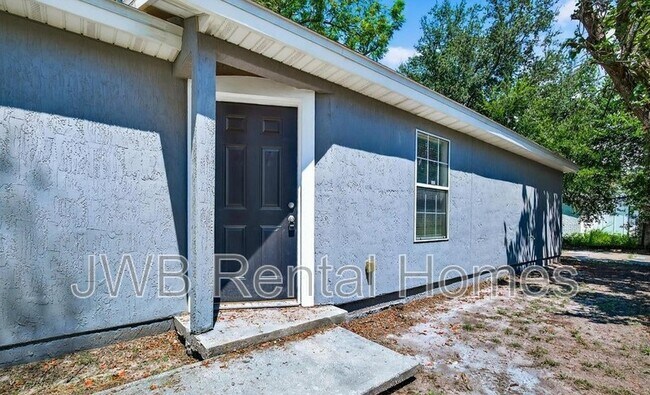 Building Photo - 4225 Morrison St