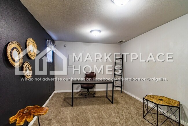 Building Photo - 3020 Skylar Ln