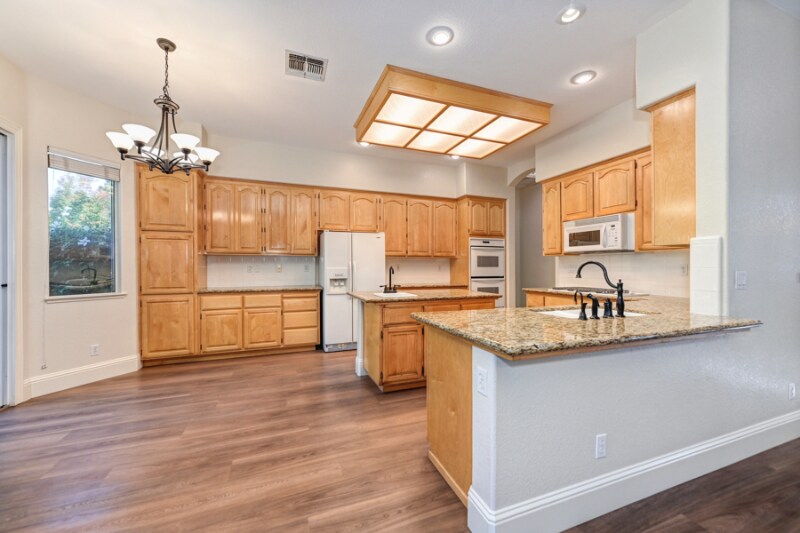Building Photo - 1714 Dashwood Dr