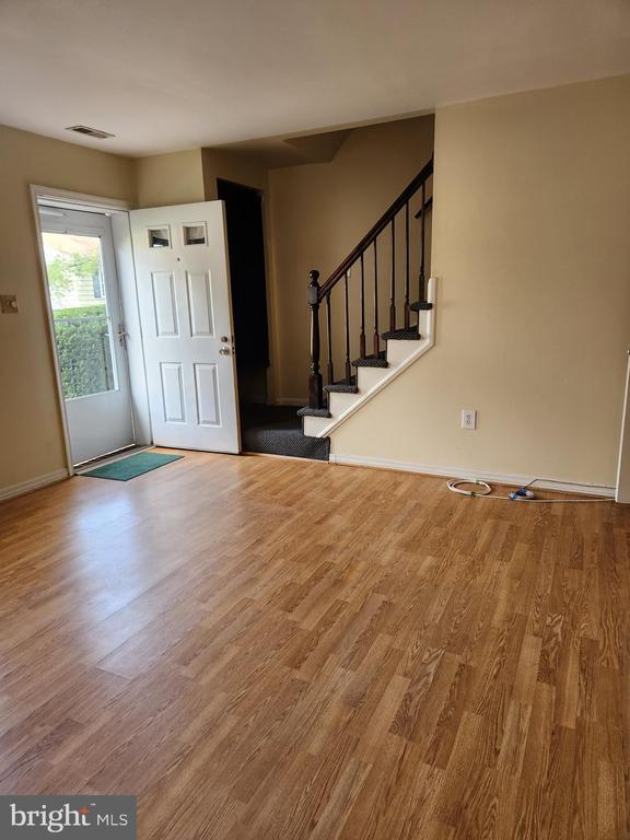 Building Photo - 6428 Union Ct