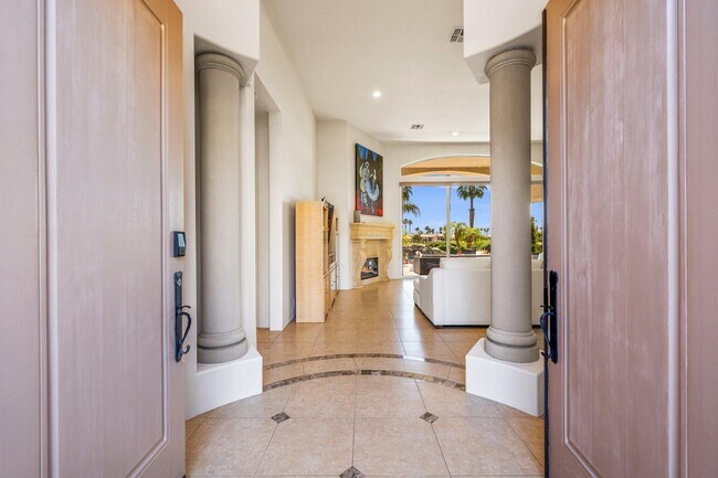 Building Photo - 48474 Vista Palomino