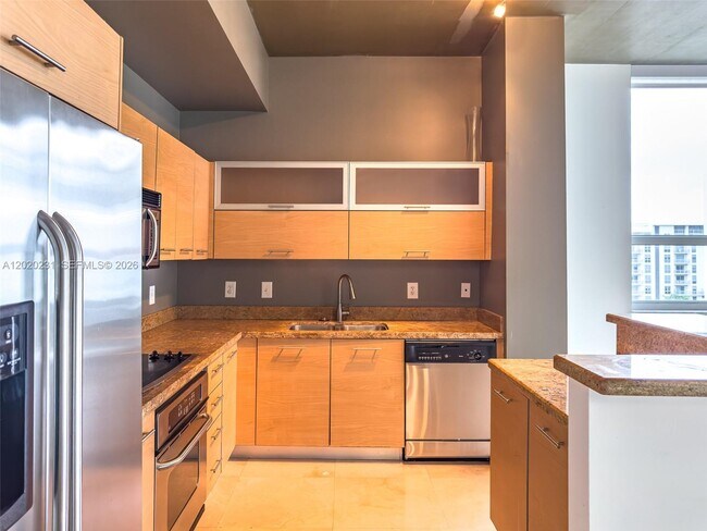 Building Photo - 2275 Biscayne Blvd