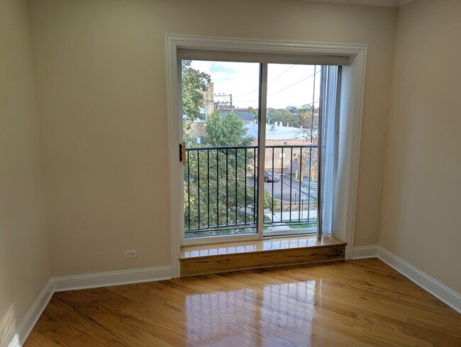 Building Photo - 4014 N Central Park Ave