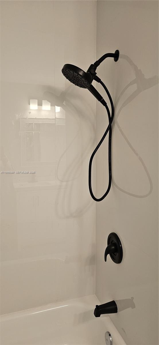 Building Photo - 1408 SW 9th Ave