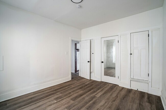 Building Photo - 3180 N 15th St