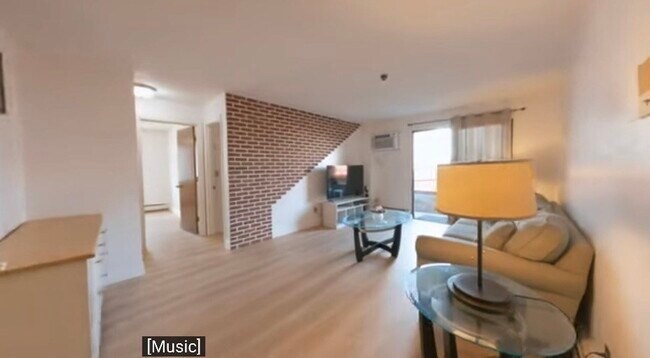 Building Photo - 141 Pierce St