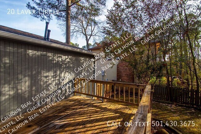 Building Photo - 20 Laver Cir