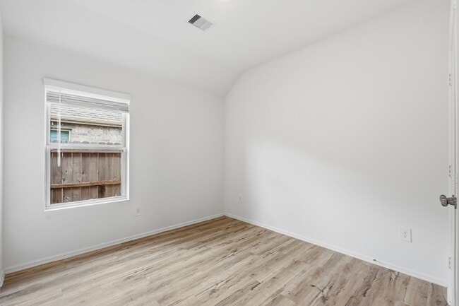 Building Photo - 2822 Paradise Rdg Wy