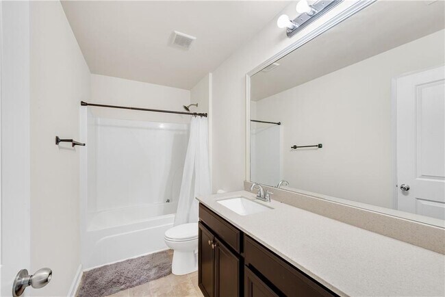 Building Photo - 4920 Breezewood Cir